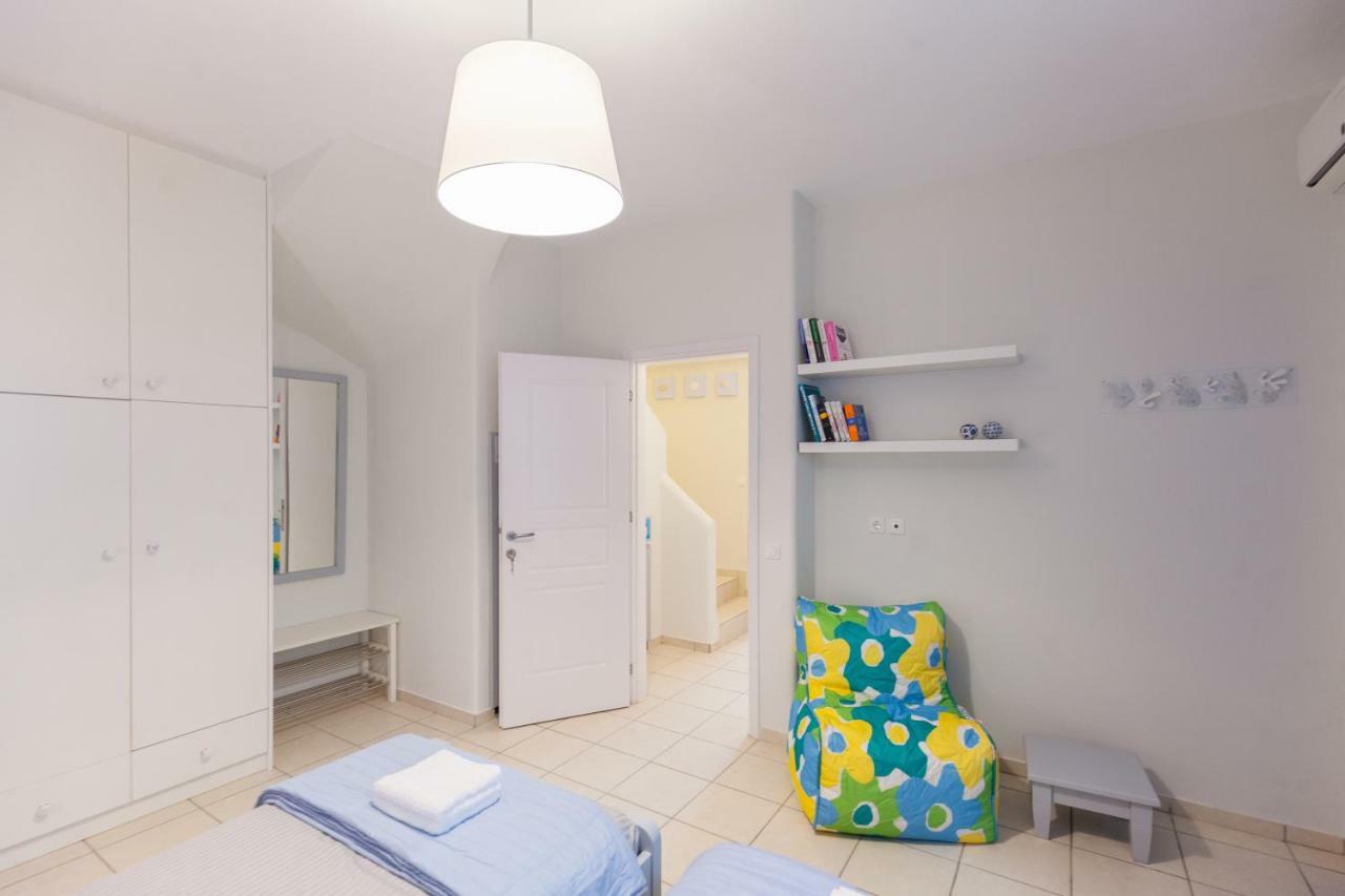 Just Blue With Amazing Sea Views In Piso Livadi Villa Exterior foto
