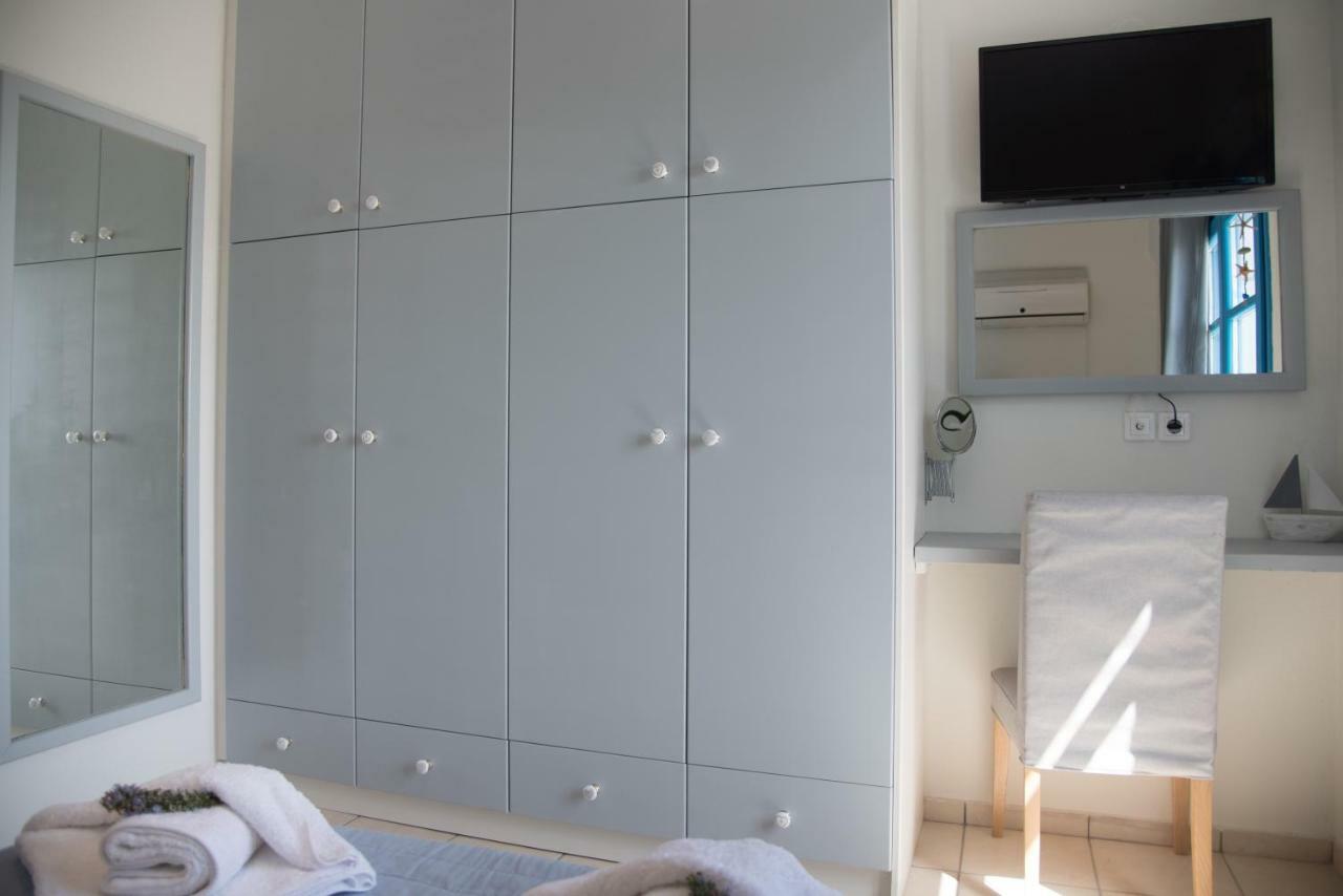 Just Blue With Amazing Sea Views In Piso Livadi Villa Exterior foto